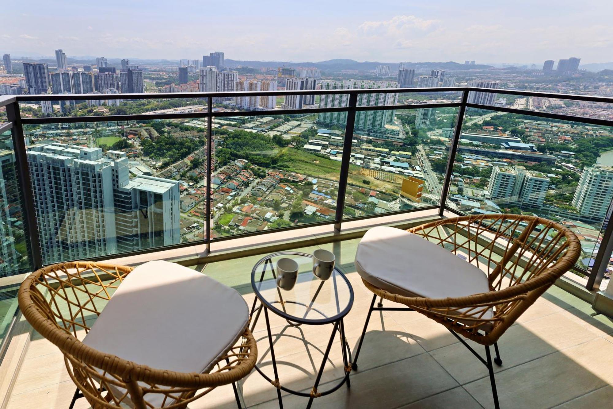 Pangsapuri Bloomsvale By Ivy's Skynest 3r2b